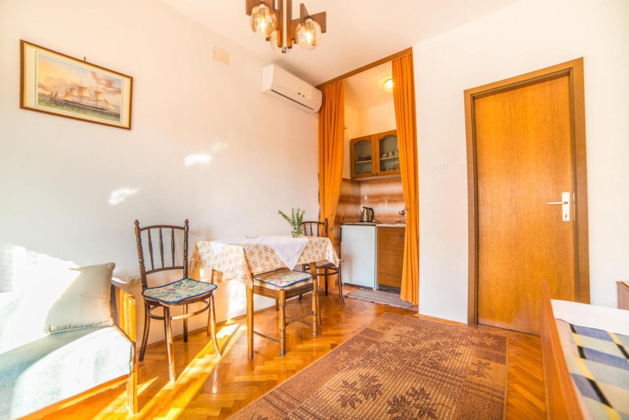 Apartments Antic 4255 Селце Екстериор снимка
